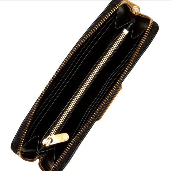 Marc by Marc Jacobs New Q Slim Ziparound Wallet - Picture 7 of 7